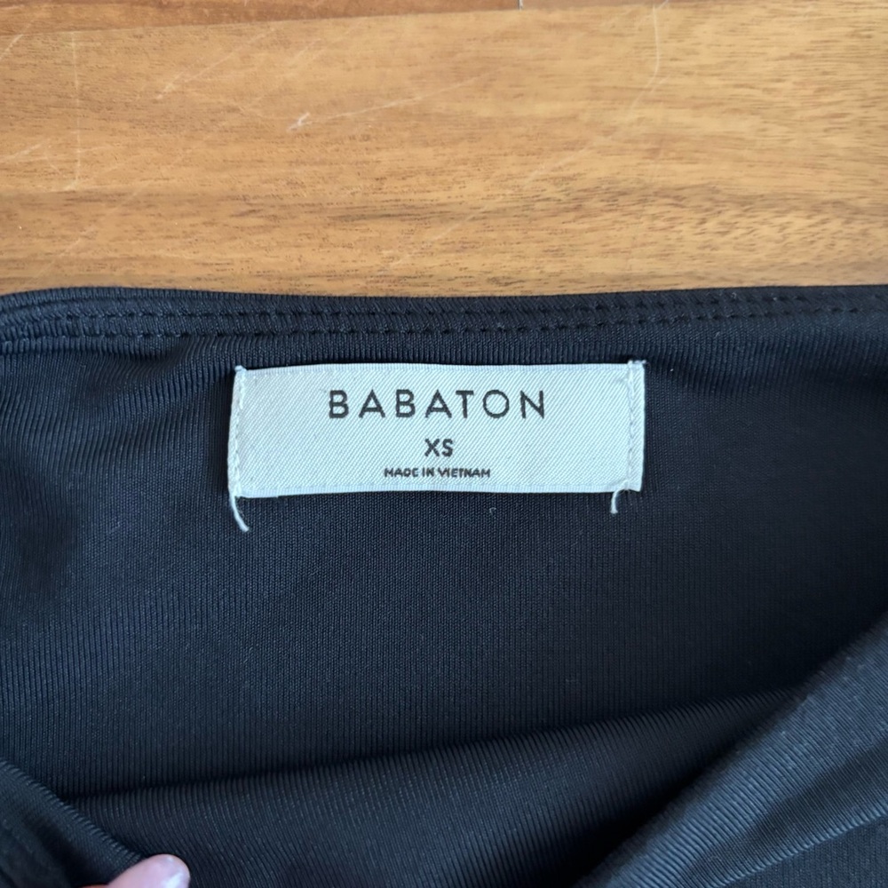 Aritzia Black Long Sleeve Bodysuit - Picture 3 of 3